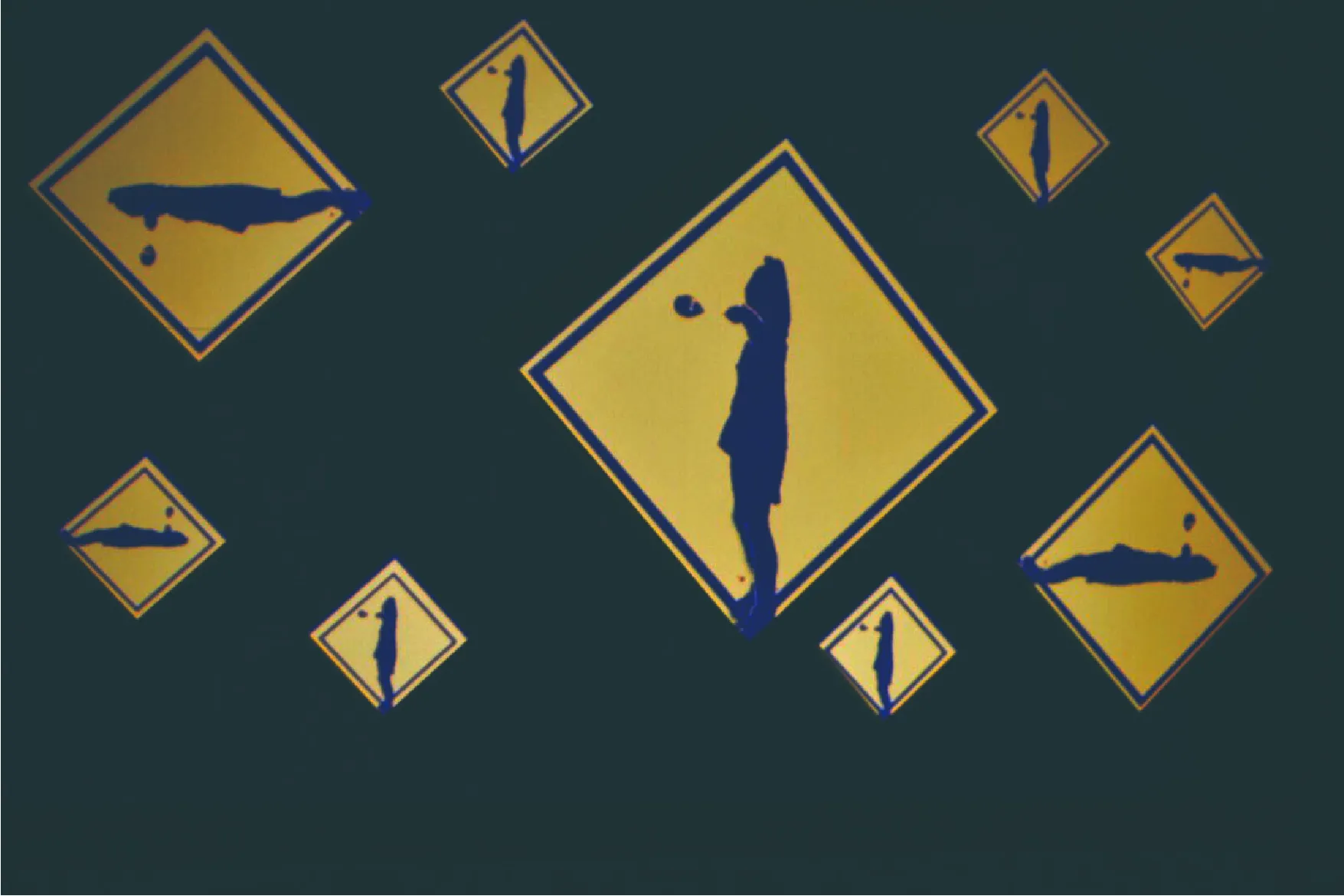 散りばめられた標識の中の人間がポーズをしている画像